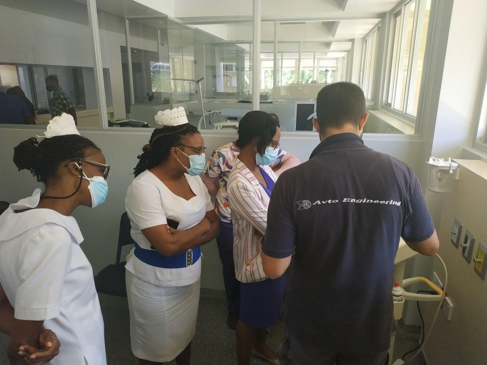 Delivery of specialized medical equipment for 6 hospitals in Jamaica