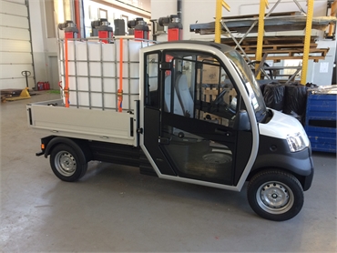 Electric vehicle with installed irrigation system