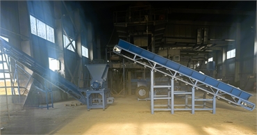 Шредер за раздробяване на автомобилни гуми