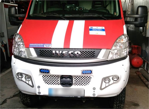 Firefighting and rescue vehicles - Light class