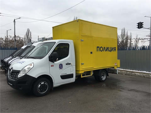 Specialized vehicles for transportation of service animals - horses