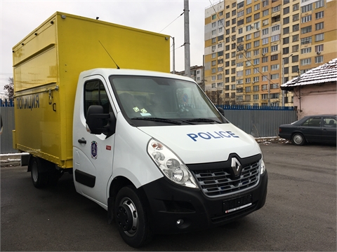 Specialized vehicles for transportation of service animals - horses
