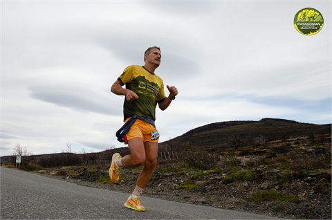 ЮЛИАН ДИМОВ първи в своята категория на маратона в Патагония!