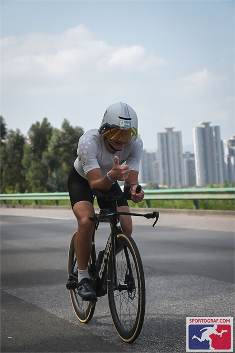 SWIM, BIKE, RUN....FUN! Another overcome IRONMAN challenge by Julian Dimov!