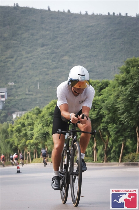 SWIM, BIKE, RUN....FUN! Another overcome IRONMAN challenge by Julian Dimov!