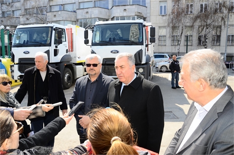 Авто Инженеринг холдинг Груп достави 2 нови сметосъбиращи машини за Община Видин