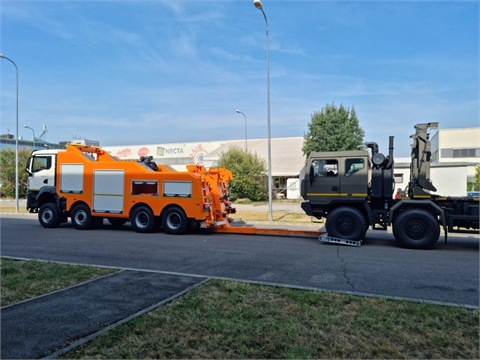 Авто Инженеринг Холдинг Груп достави 3 бр. специализирани автомобили за община Враца